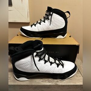 Air Jordan Retro 9